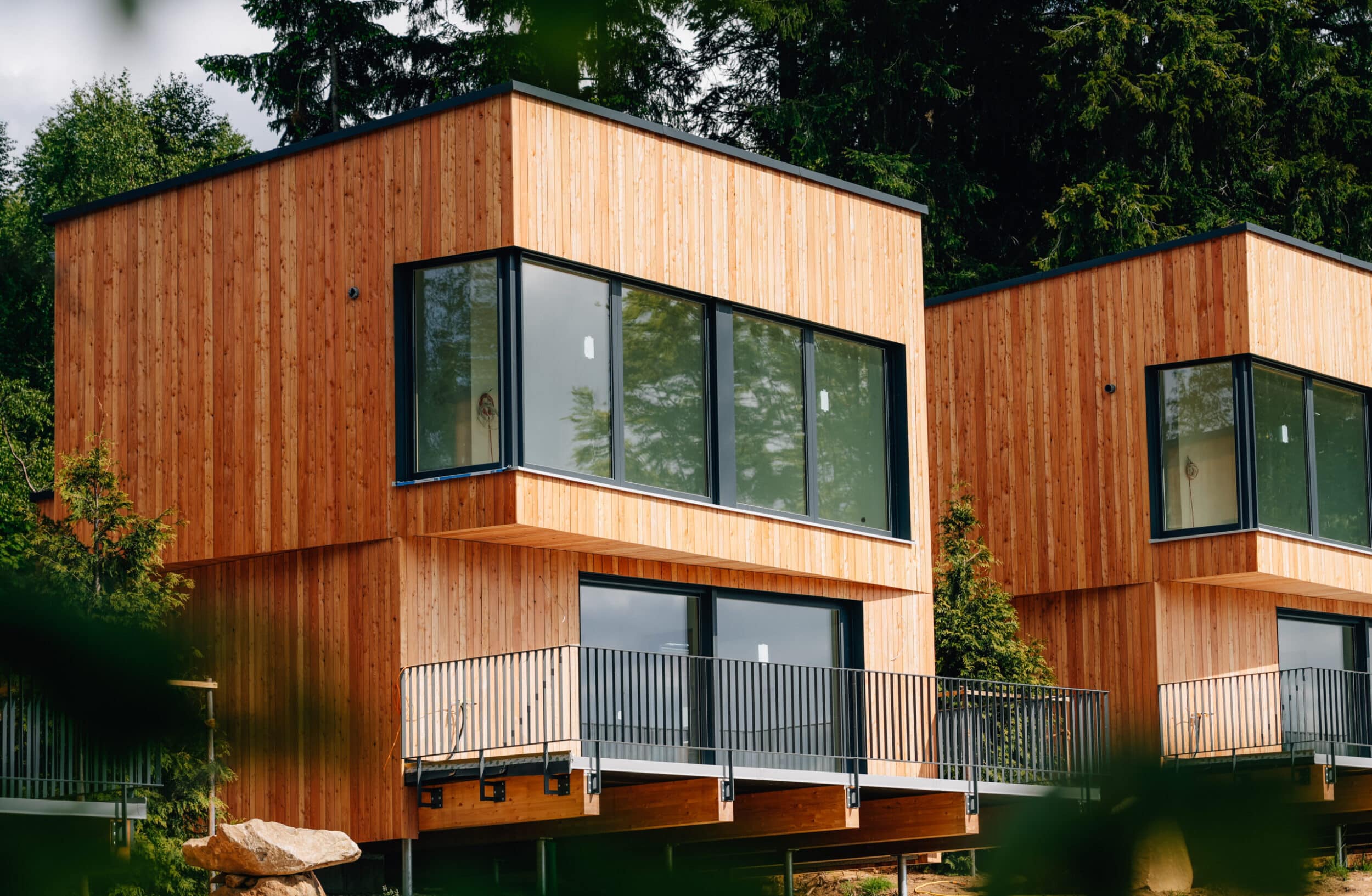 Penzkofer - modernes Holzhaus mit Panoramafenster
